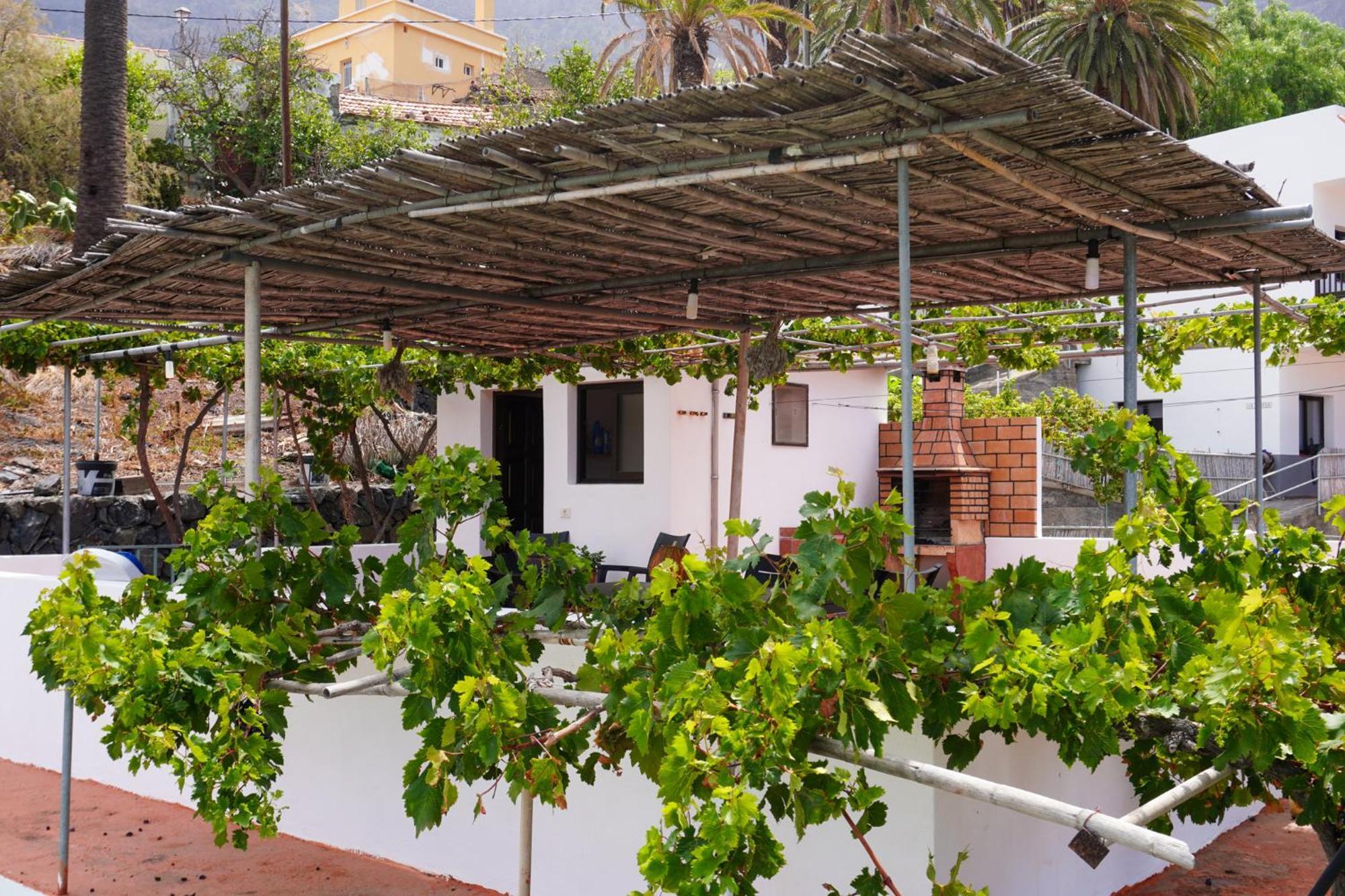 Holiday House Casa Argelio Alojera Eksteriør bilde